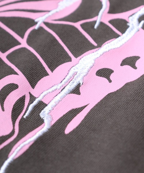 RE730（アールイーセブンサーティー）の「Printed dolman T-shirt / プリントドルマンTシャツ unisex（Tシャツ/カットソー・メンズ・チャコール/ブラック/ホワイト・M/L）」の16枚目の写真
