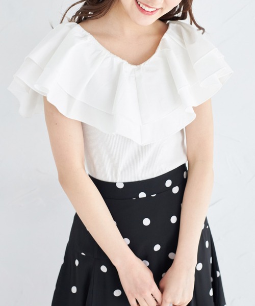 tocco closet(トッコ クローゼット)の「ラッフルフリル切り替えリブカットプルオーバー(Tシャツ/カットソー・レディース・レモンイエロー/オフホワイト/ブラック・M)」の1枚目の写真