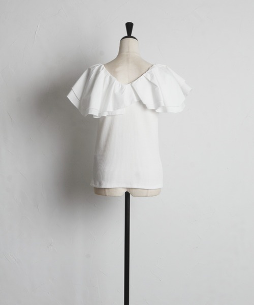 tocco closet(トッコ クローゼット)の「ラッフルフリル切り替えリブカットプルオーバー(Tシャツ/カットソー・レディース・レモンイエロー/オフホワイト/ブラック・M)」の9枚目の写真