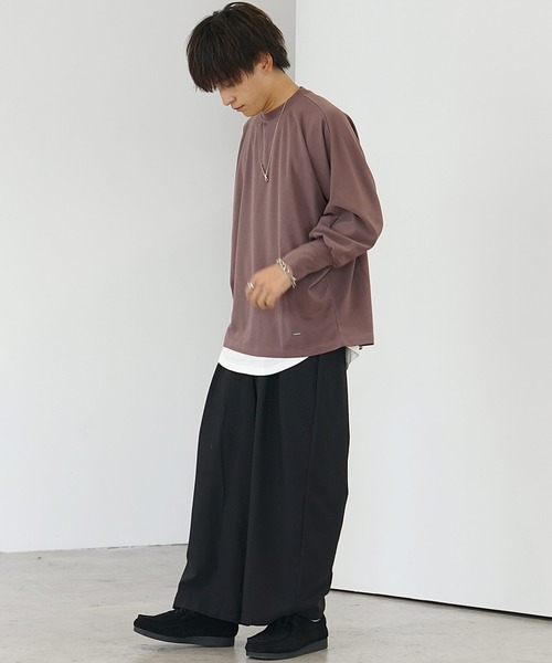 MinoriTY（マイノリティ）の「【MinoriTY】梨地ドルマンボリュームスリークウォータースリーブカットソー メンズ ロンT ビッグシルエット ドルマンスリーブ オーバーサイズ ルーズフィット 秋服（Tシャツ/カットソー・メンズ・ベージュ/ブラック/カーキ/ローズ/ネイビー・S/M/L）」の20枚目の写真
