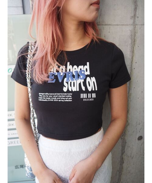 EVRIS（エヴリス）の「Get a Head クロップドTシャツ（Tシャツ/カットソー・レディース・イエロー/ブラック/ホワイト・FREE）」の10枚目の写真