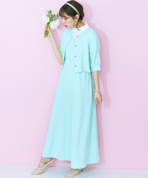 marun（マルン）の「＜大きいサイズ＞ スタンドカラーフレアブラウス marun（シャツ/ブラウス・レディース・ピンクベージュ/サックスブルー/オフホワイト・4L/5L/L/LL/3L）」の15枚目の写真