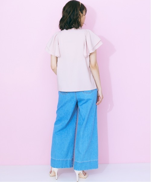 marun（マルン）の「＜大きいサイズ＞ スタンドカラーフレアブラウス marun（シャツ/ブラウス・レディース・ピンクベージュ/サックスブルー/オフホワイト・4L/5L/L/LL/3L）」の21枚目の写真