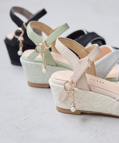 JELLY BEANS（ジェリービーンズ）の「2WAYチャーム付きストラップウエッジサンダル<ふわさら>(204-32969)JELLY BEANS(ジェリービーンズ)（サンダル・レディース・ライトグリーン/ブラック/ライトベージュ・L/M/S/SS/LL）」の20枚目の写真