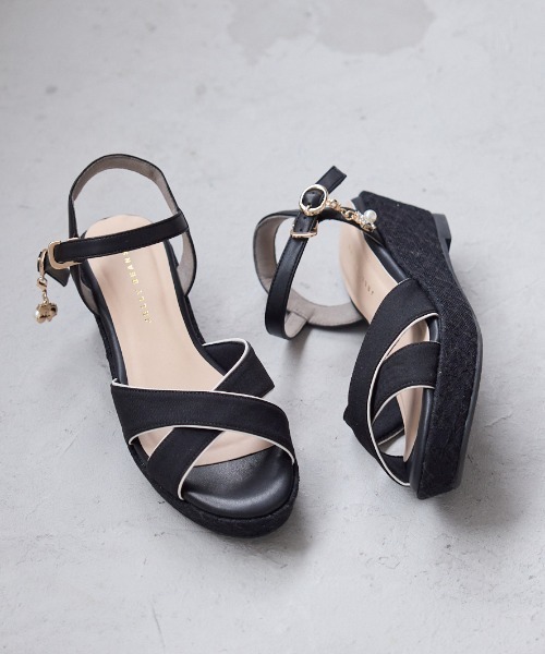 JELLY BEANS（ジェリービーンズ）の「2WAYチャーム付きストラップウエッジサンダル<ふわさら>(204-32969)JELLY BEANS(ジェリービーンズ)（サンダル・レディース・ライトグリーン/ブラック/ライトベージュ・L/M/S/SS/LL）」の21枚目の写真