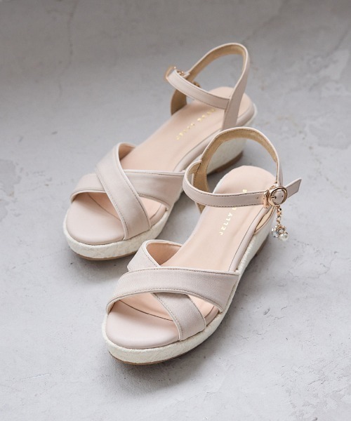 JELLY BEANS（ジェリービーンズ）の「2WAYチャーム付きストラップウエッジサンダル<ふわさら>(204-32969)JELLY BEANS(ジェリービーンズ)（サンダル・レディース・ライトグリーン/ブラック/ライトベージュ・L/M/S/SS/LL）」の22枚目の写真