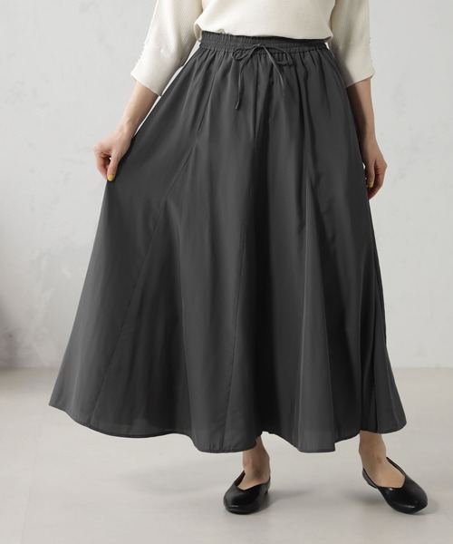 FOUND GOOD(ファウンドグッド)の「サラツヤフレアスカート(スカート・レディース・イエロー系5/グレー系8/グレー系1/アイボリー/グレー系・M/S/L)」の1枚目の写真