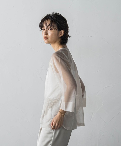 MAYSON GREY(メイソングレイ)の「シアーニットプルオーバー(ニット/セーター・レディース・グリーン/オフホワイト/ブラック・M)」の5枚目の写真