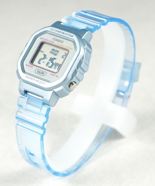CASIO(カシオ)の「CASIO 腕時計スタンダード デジタル クリアー ミニ LA20WHS(デジタル腕時計・レディース・サックスブルー/クリア/ピンク・FREE)」の5枚目の写真