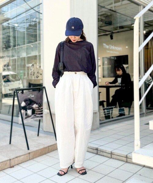 fredy emue(フレディエミュ)の「コットンチュールルーズロンT(Tシャツ/カットソー・レディース・オフホワイト/ダークネイビー/ライトグレー・38)」の14枚目の写真