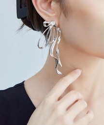 蝶々リボンピアス