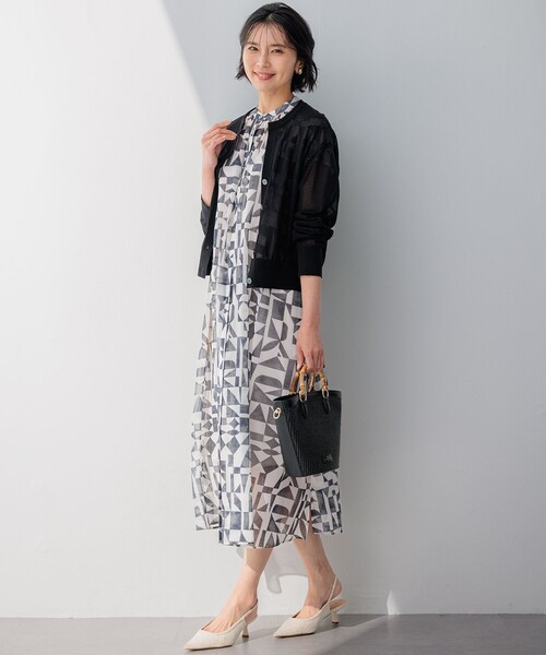 23区 L(ニジュウサンクオオキイサイズ)の「【洗える】Ratti ウォールプリント ワンピース(ワンピース・レディース・ダークブラウン系5/ブラック系5・48/46/44)」の7枚目の写真