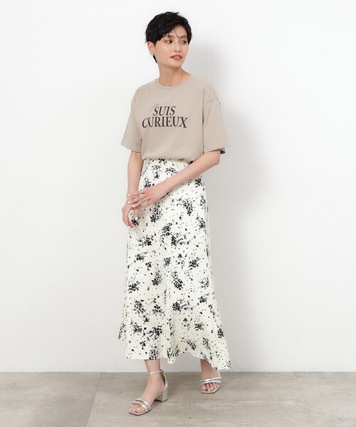 OPAQUE.CLIP（オペークドットクリップ）の「◆フラワープリント ナローフレアスカート【洗濯機洗い可/イージーケア】（スカート・レディース・イエロー系/ホワイト系3・40/38/42）」の5枚目の写真