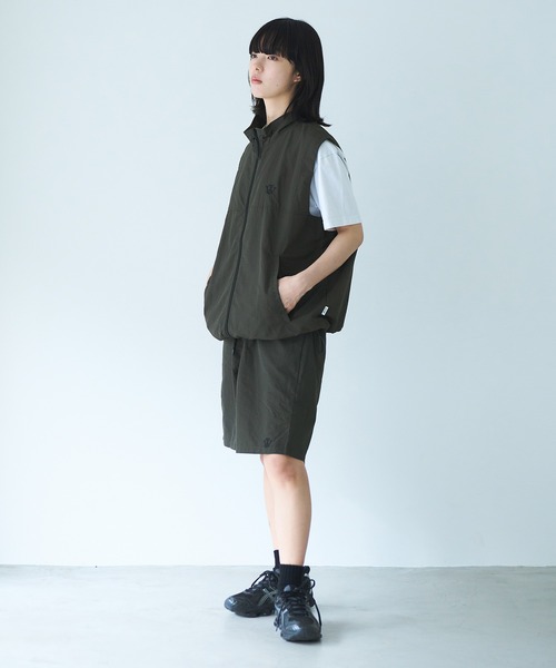 セール】STAND NECK NYLON VEST / スタンドネックナイロンベスト