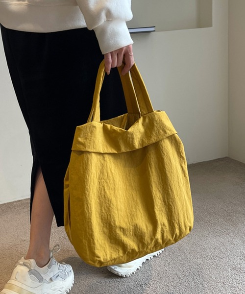 aimoha（アイモハ）の「2WAYナイロンバッグ（ショルダーバッグ・レディース・オフホワイト/ブラック/イエロー/グリーン・FREE）」の4枚目の写真