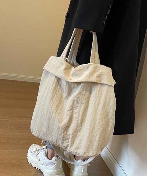 aimoha（アイモハ）の「2WAYナイロンバッグ（ショルダーバッグ・レディース・オフホワイト/ブラック/イエロー/グリーン・FREE）」の10枚目の写真