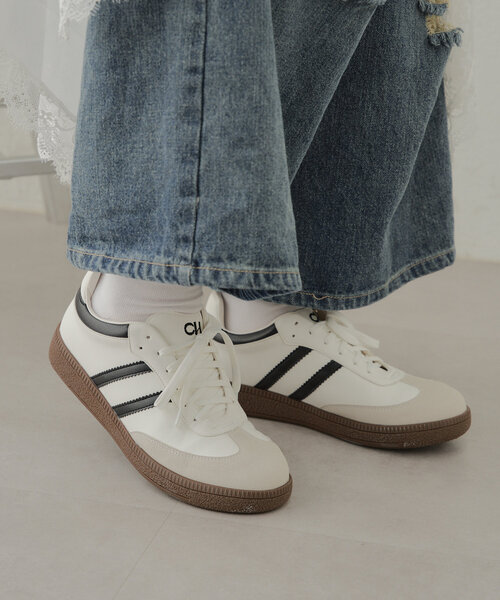 Chico（チコ）の「配色レザースニーカー（スニーカー・レディース・ホワイト/ブラック/シルバー・SMALL/MEDIUM/LARGE）」の13枚目の写真