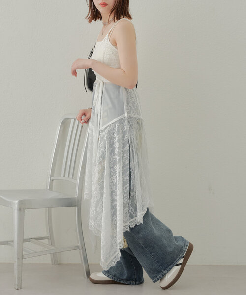 Chico（チコ）の「配色レザースニーカー（スニーカー・レディース・ホワイト/ブラック/シルバー・SMALL/MEDIUM/LARGE）」の9枚目の写真