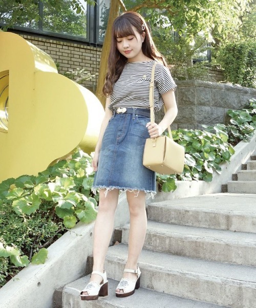 F i.n.t（フィント）の「110zデニム裾フリンジAラインスカート/F&A/fint（デニムスカート・レディース・オフホワイト/インディゴブルー・M/S）」の8枚目の写真