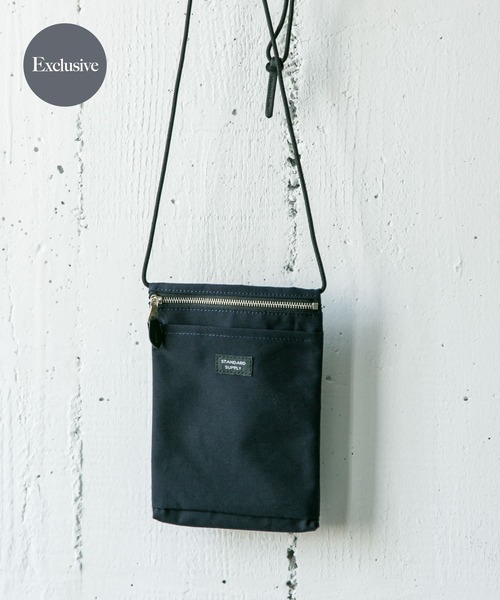 STANDARD SUPPLY(スタンダードサプライ)の「『別注』STANDARD SUPPLY×DOORS SLING PURSE M/L(ショルダーバッグ・メンズ・ダークグレー/ブルー/ネイビー/グリーン/レッド/ブラック/グレー/ライトブラウン/ゴールド/パープル/ベージュ・ONE)」の8枚目の写真