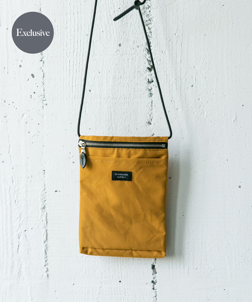 STANDARD SUPPLY(スタンダードサプライ)の「『別注』STANDARD SUPPLY×DOORS SLING PURSE M/L(ショルダーバッグ・メンズ・ダークグレー/ブルー/ネイビー/グリーン/レッド/ブラック/グレー/ライトブラウン/ゴールド/パープル/ベージュ・ONE)」の11枚目の写真