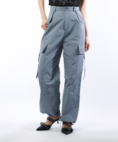 SPIRALGIRL（スパイラルガール）の「ポケットデザインカーゴパンツ（カーゴパンツ・レディース・ブラック/ブルー/ホワイト・FREE）」の9枚目の写真