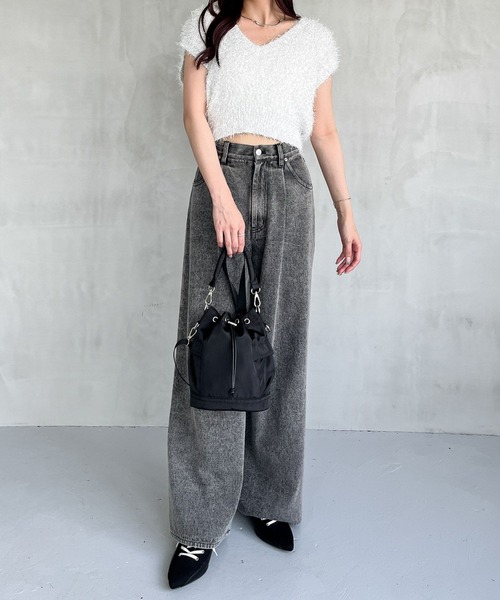 Heather(ヘザー)の「2WAYナイロンBAG 135881(ショルダーバッグ・レディース・ブラック/アイボリー・ONE SIZE)」の3枚目の写真