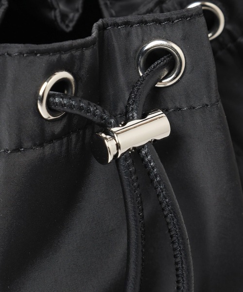 Heather(ヘザー)の「2WAYナイロンBAG 135881(ショルダーバッグ・レディース・ブラック/アイボリー・ONE SIZE)」の17枚目の写真