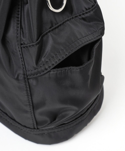 Heather(ヘザー)の「2WAYナイロンBAG 135881(ショルダーバッグ・レディース・ブラック/アイボリー・ONE SIZE)」の19枚目の写真