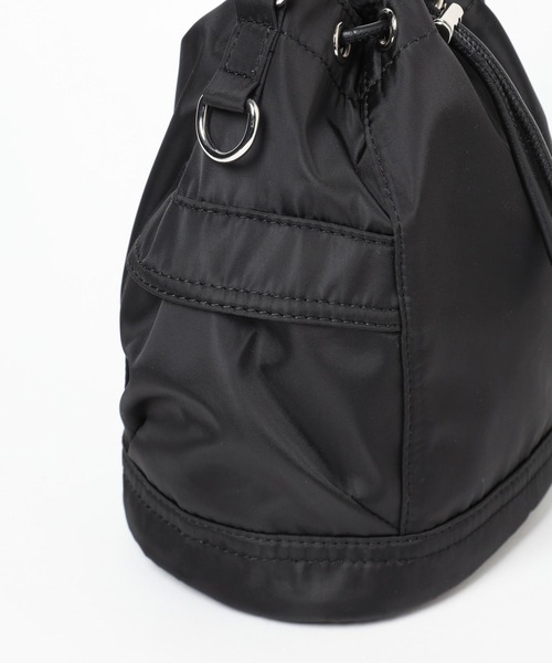 Heather(ヘザー)の「2WAYナイロンBAG 135881(ショルダーバッグ・レディース・ブラック/アイボリー・ONE SIZE)」の20枚目の写真