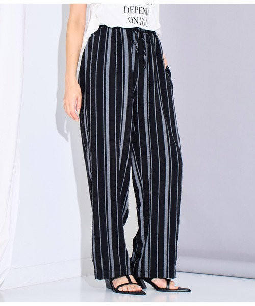 Settimissimo（セッティミッシモ）の「マルチストライプルーズパンツ（スラックス・レディース・アイボリー/ブラック・FREE）」の21枚目の写真
