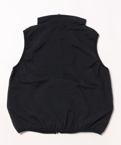 GROOVY COLORS(グルービーカラーズ)の「Nylon Taffeta Vest(ダウンベスト・キッズ・ブラック・140/130)」の2枚目の写真