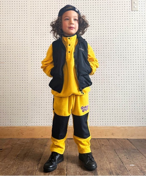 GROOVY COLORS(グルービーカラーズ)の「Nylon Taffeta Vest(ダウンベスト・キッズ・ブラック・140/130)」の4枚目の写真