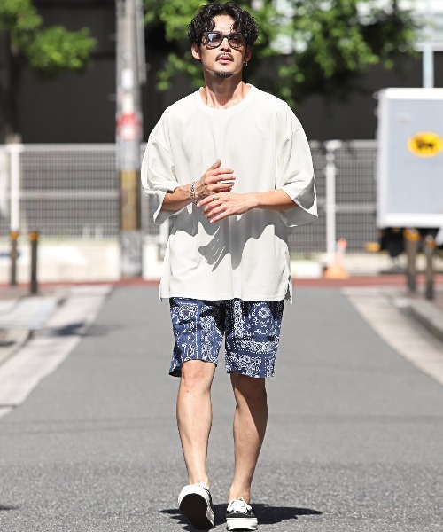 LUXSTYLE(ラグスタイル)の「ビッグシルエット無地半袖Tシャツ(Tシャツ/カットソー・メンズ・ブラック/グレイッシュベージュ/ブルーグレー/グレー/ブルー系その他/ホワイト・M/L)」の9枚目の写真