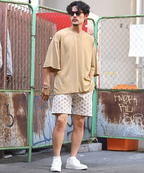 LUXSTYLE(ラグスタイル)の「ビッグシルエット無地半袖Tシャツ(Tシャツ/カットソー・メンズ・ブラック/グレイッシュベージュ/ブルーグレー/グレー/ブルー系その他/ホワイト・M/L)」の12枚目の写真