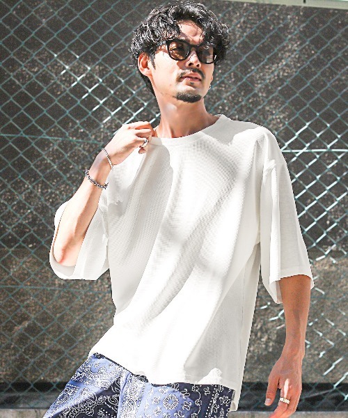 LUXSTYLE(ラグスタイル)の「ビッグシルエット無地半袖Tシャツ(Tシャツ/カットソー・メンズ・ブラック/グレイッシュベージュ/ブルーグレー/グレー/ブルー系その他/ホワイト・M/L)」の18枚目の写真