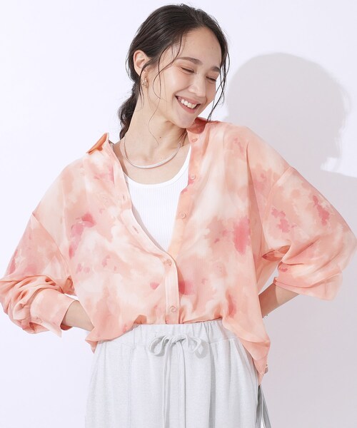 洗える】大人の雰囲気を放つ ぼかし柄シアーシャツ（シャツ/ブラウス