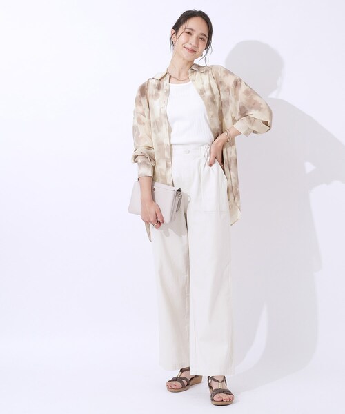 Cutie Blonde（キューティーブロンド）の「◆【洗える】大人の雰囲気を放つ　ぼかし柄シアーシャツ（シャツ/ブラウス・レディース・ベージュ系/ピンク系5/ブラック系・02/03/04）」の6枚目の写真