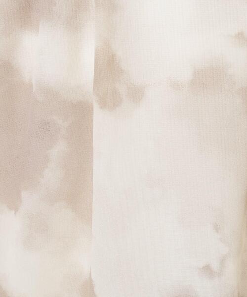 Cutie Blonde（キューティーブロンド）の「◆【洗える】大人の雰囲気を放つ　ぼかし柄シアーシャツ（シャツ/ブラウス・レディース・ベージュ系/ピンク系5/ブラック系・02/03/04）」の7枚目の写真