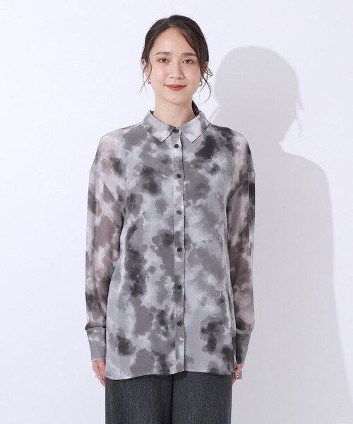 Cutie Blonde（キューティーブロンド）の「◆【洗える】大人の雰囲気を放つ　ぼかし柄シアーシャツ（シャツ/ブラウス・レディース・ベージュ系/ピンク系5/ブラック系・02/03/04）」の16枚目の写真