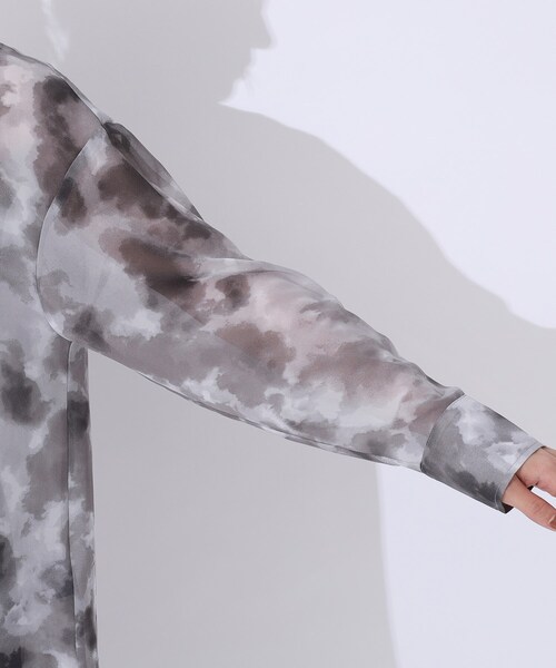 Cutie Blonde（キューティーブロンド）の「◆【洗える】大人の雰囲気を放つ　ぼかし柄シアーシャツ（シャツ/ブラウス・レディース・ベージュ系/ピンク系5/ブラック系・02/03/04）」の20枚目の写真