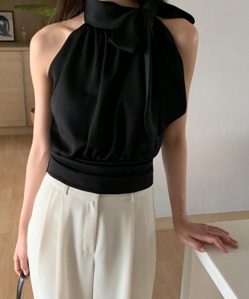 N.s(エヌドットエス)の「サイドリボンデザインノースリーブブラウス(シャツ/ブラウス・レディース・ブラック/パープル/ベージュ・FREE)」の2枚目の写真