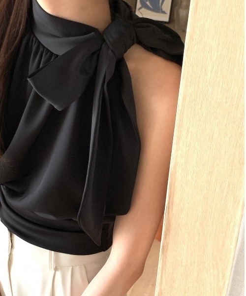 N.s(エヌドットエス)の「サイドリボンデザインノースリーブブラウス(シャツ/ブラウス・レディース・ブラック/パープル/ベージュ・FREE)」の4枚目の写真