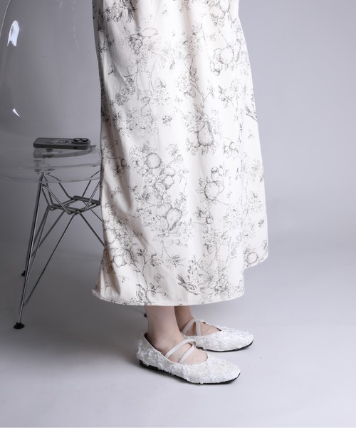 shoes365(シューズスリーシックスファイヴ)の「【shoes365】立体花デザインのパンプス(パンプス・レディース・オフホワイト/ブラック/ブラウン/グリーン・22.5cm/23.0cm/23.5cm/24.0cm/24.5cm)」の12枚目の写真