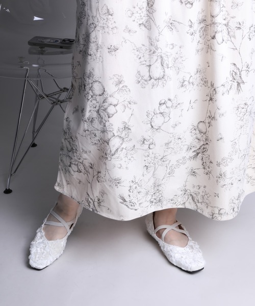 shoes365(シューズスリーシックスファイヴ)の「【shoes365】立体花デザインのパンプス(パンプス・レディース・オフホワイト/ブラック/ブラウン/グリーン・22.5cm/23.0cm/23.5cm/24.0cm/24.5cm)」の15枚目の写真