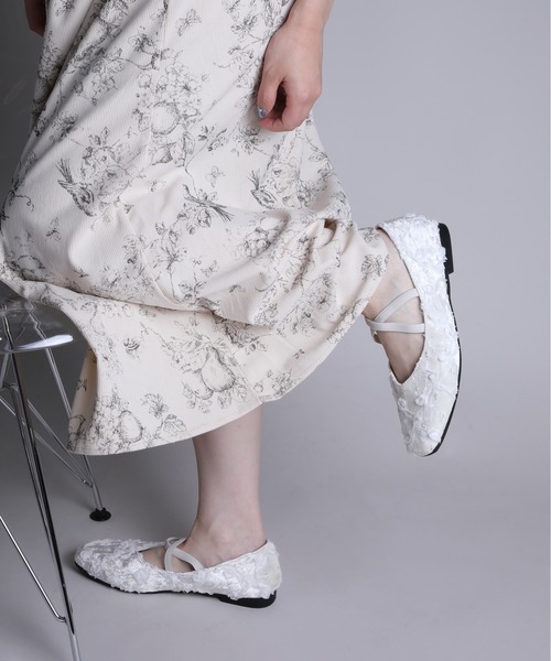 shoes365(シューズスリーシックスファイヴ)の「【shoes365】立体花デザインのパンプス(パンプス・レディース・オフホワイト/ブラック/ブラウン/グリーン・22.5cm/23.0cm/23.5cm/24.0cm/24.5cm)」の18枚目の写真