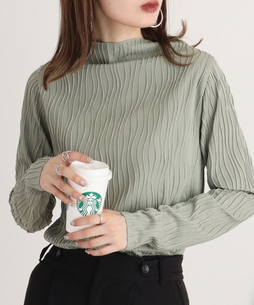 mitis（ミティス）の「mitis ウェーブジャガード プチハイネックロンT（Tシャツ/カットソー・レディース・グリーン/マスタード/アイボリー/グレイッシュベージュ/ブラック/ラベンダー・M）」の18枚目の写真