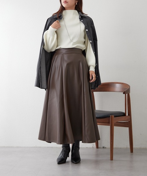 continuer de NICE CLAUP(コンティニューデナイスクラップ)の「【秋の定番アイテム】デニムシャツ(シャツ/ブラウス・レディース・ケミカルウォッシュ/ブラック・FREE)」の21枚目の写真
