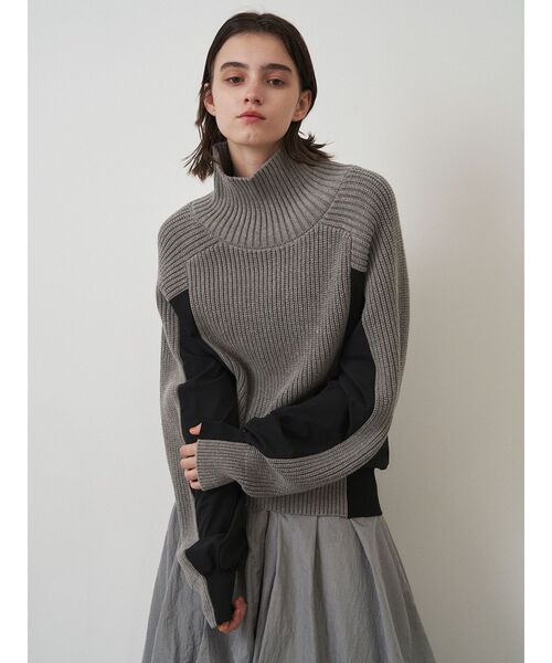 ELENDEEK（エレンディーク）の「マテリアルドッキングニット（ニット