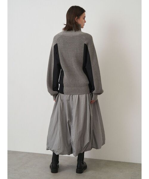ELENDEEK（エレンディーク）の「マテリアルドッキングニット（ニット/セーター・レディース・ライトグレー/グレー/ブラック・FREE）」の15枚目の写真
